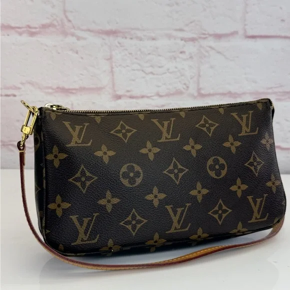 Louis Vuitton Brown Monogram Pochette Accessories Clutch Bag - Picture 2 of 16